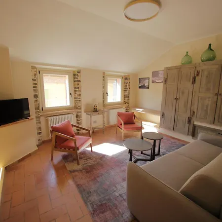 Boutique - Casa Squarcia - Passo Cisa Appartamento *